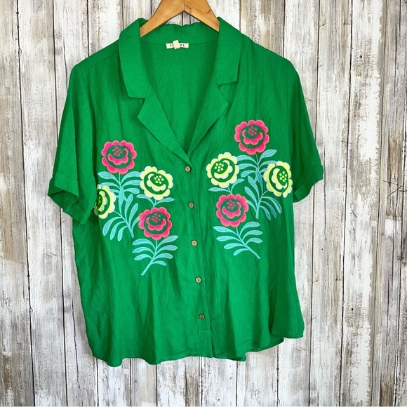 JODIFL Tops - Jodifl Green Embroidered Floral Button Blouse/Cardigan